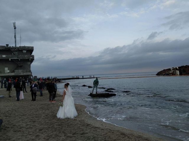 Затонулий танкер в Одесі став новою локацією для фотосесій - фото 378825