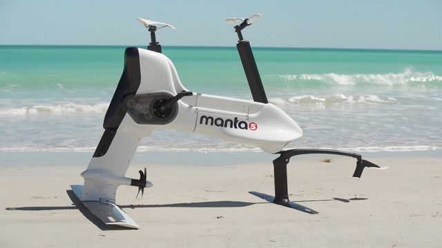 У Новій Зеландії створили унікальний водяний електровелосипед: фото - фото 378926