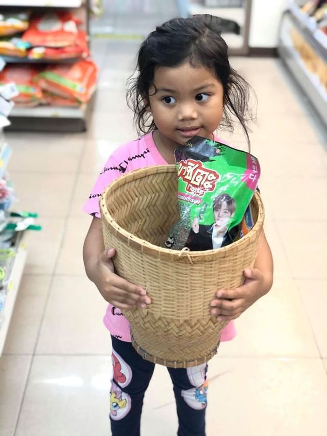 Жителі Таїланду знайшли 30 альтернатив пластиковим пакетам: яскраві фото - фото 379189