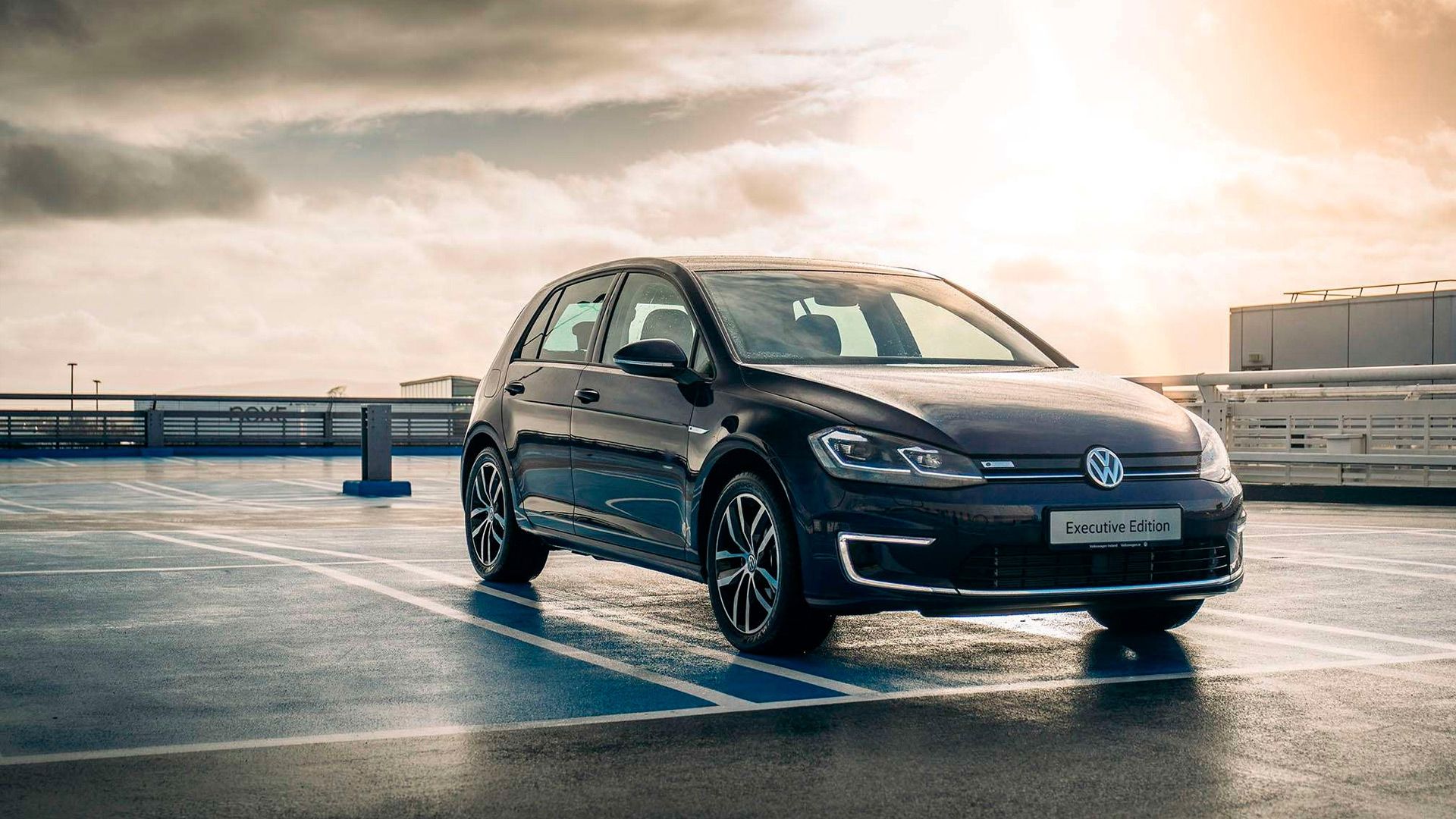 Українці купили рекордну кількість старих авто