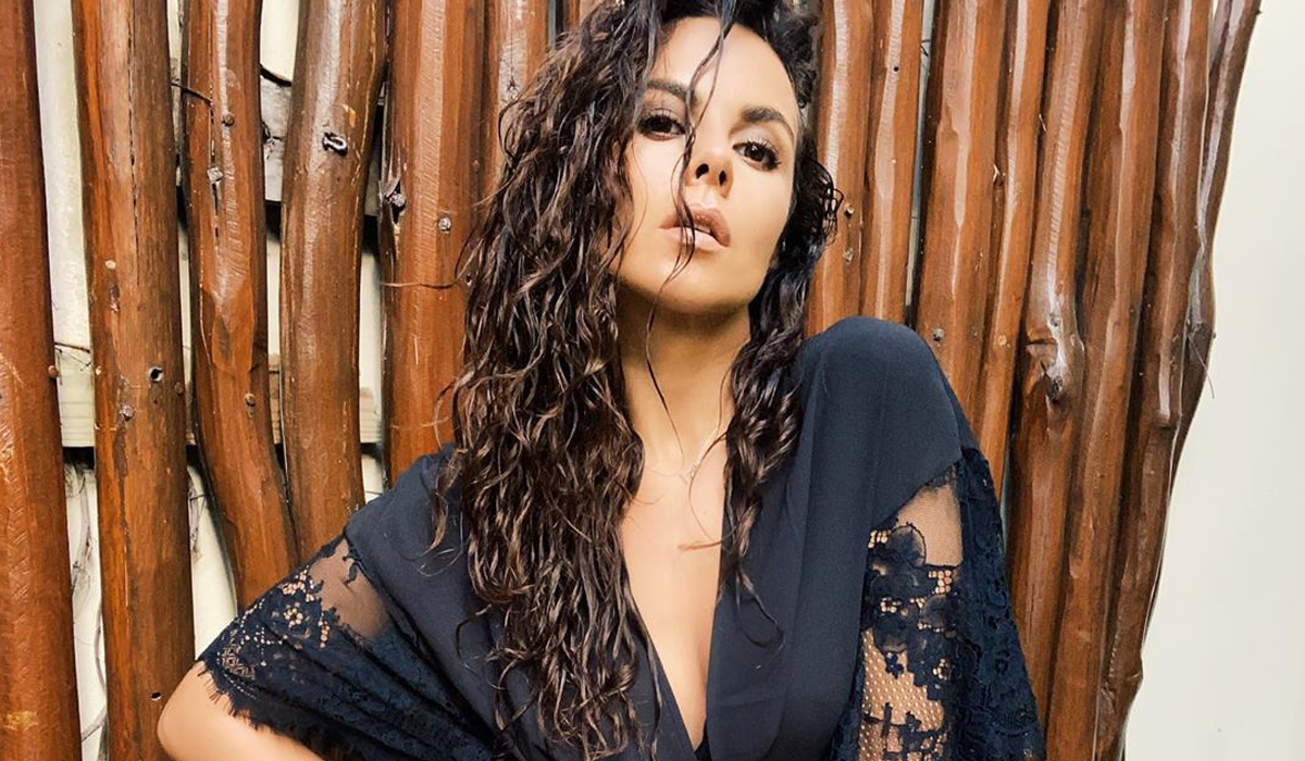 Мокра Настя Каменських у купальнику заводить мережу відвертим відео