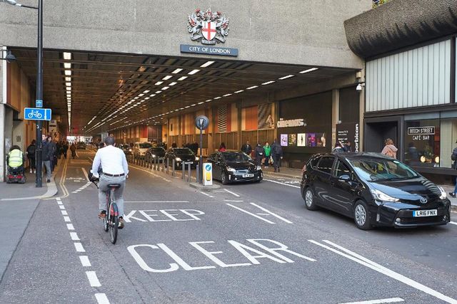 У Великобританії з'явиться дорога з нульовим рівнем викидів - фото 379762