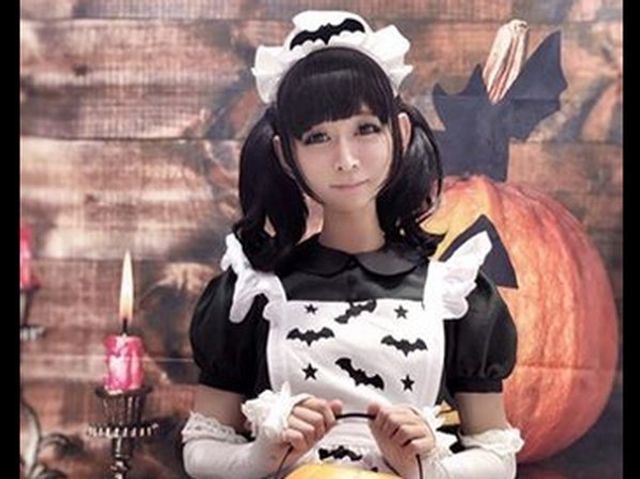 Мініатюрна школярка виявилася 42-річним одруженим чоловіком - фото 379927