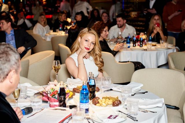 Тіна Кароль показала ефектні фото з презентації шоу Голос країни 2020 - фото 380208