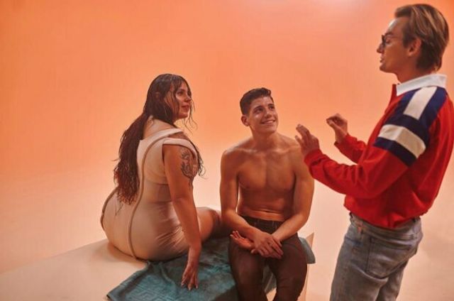 Солістка KAZKA показала тіло у всій красі - фото 380319