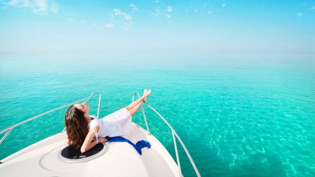 Вчені: багаті люди живуть довше - фото 380355