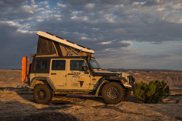 Австралієць три роки жив у Jeep Wrangler, аби мандрувати Африкою - фото 380534