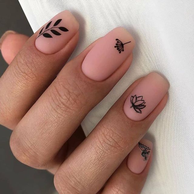 Манікюр 2020: модні ідеї, кольори та довжина нігтів, які будуть в тренді - фото 380655