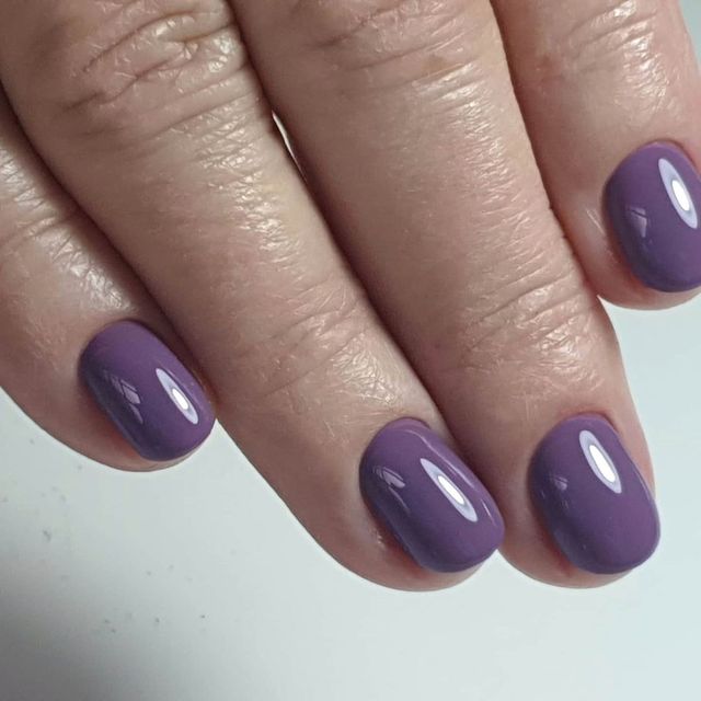 Манікюр 2020: модні ідеї, кольори та довжина нігтів, які будуть в тренді - фото 380661