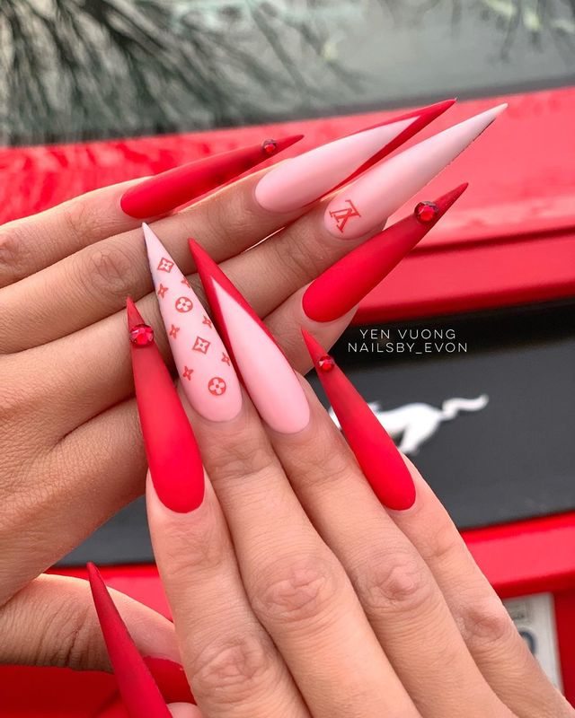 Манікюр 2020: модні ідеї, кольори та довжина нігтів, які будуть в тренді - фото 380693