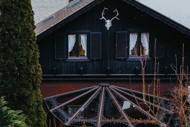 Фотограф показав неймовірне давнє місто в Австрії: захопливі кадри - фото 380791