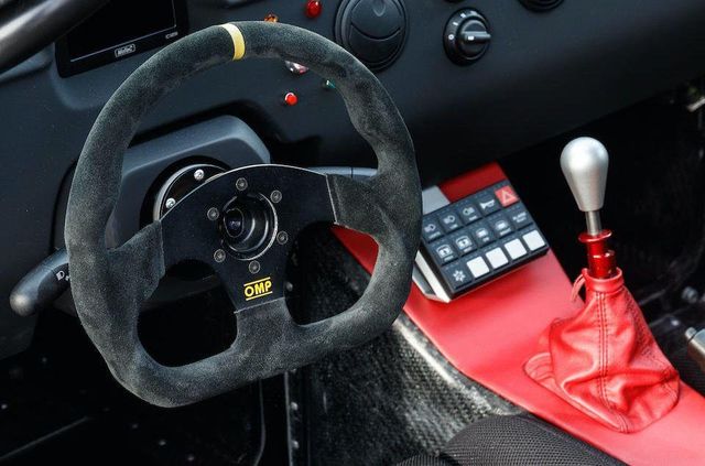 Один з п'яти примірників купе Zagato Mostro продадуть на аукціоні: ціна вражає - фото 381188