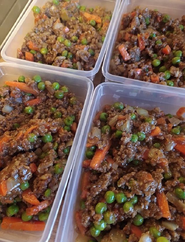 Студентка навчилася економити гроші кожного місяця завдяки їжі - фото 381281