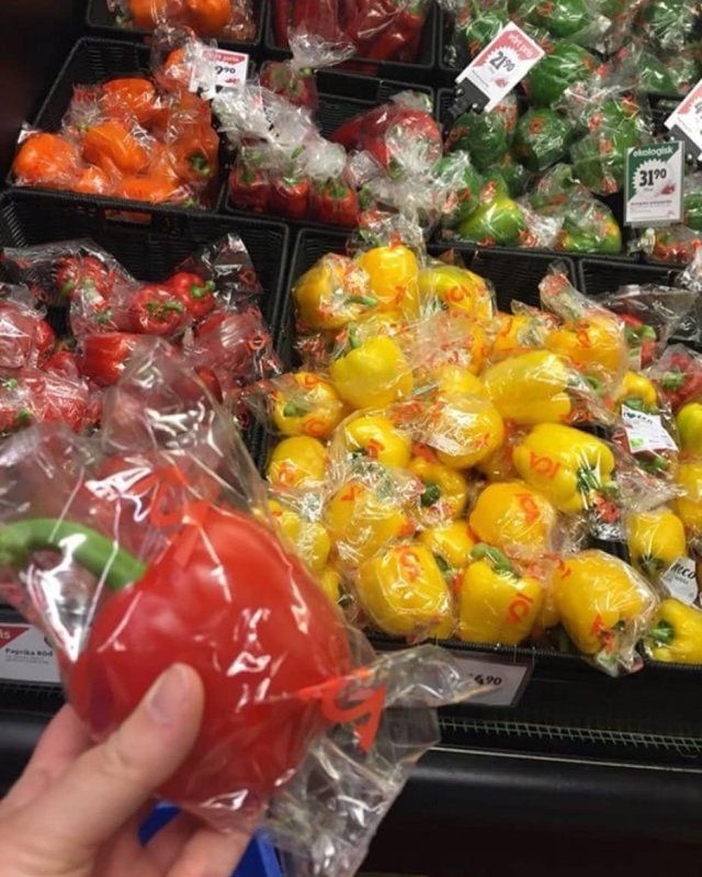 Епічне пакування продуктів в магазинах, яке викликає питання - фото 381400