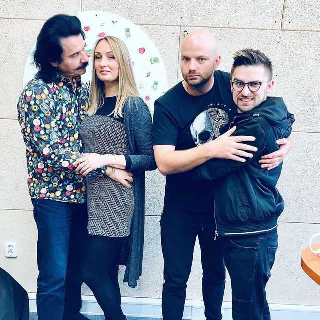 Шоумен JULIK святкує день народження: найкращі фото та пісні співака - фото 381558