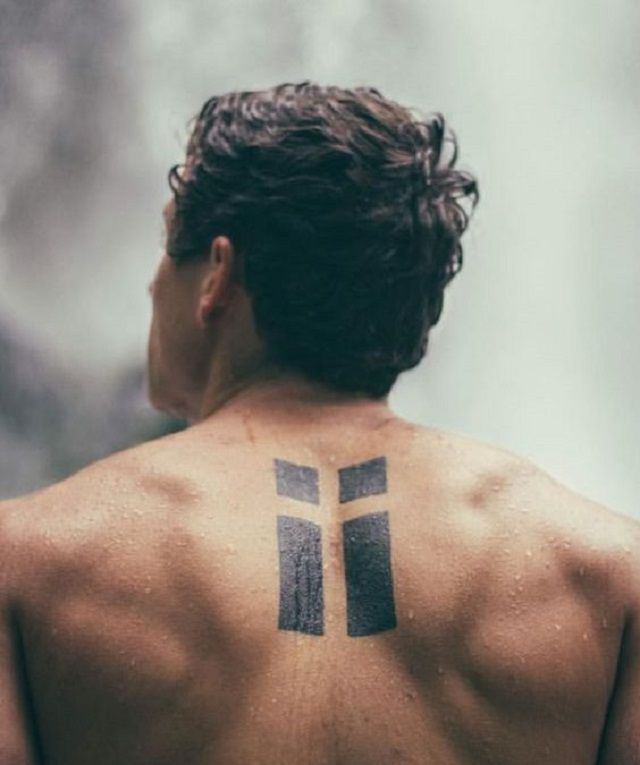 Модні чоловічі татуювання 2020: ТОП 50 ідей та прикладів тату у фото - фото 381581