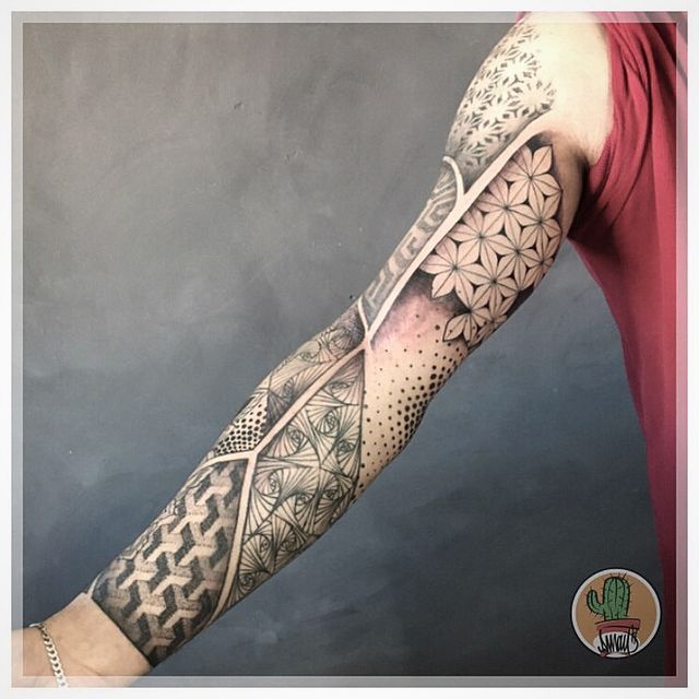 Модні чоловічі татуювання 2020: ТОП 50 ідей та прикладів тату у фото - фото 381629