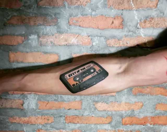 Модні чоловічі татуювання 2020: ТОП 50 ідей та прикладів тату у фото - фото 381630