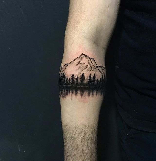 Модні чоловічі татуювання 2020: ТОП 50 ідей та прикладів тату у фото - фото 381633