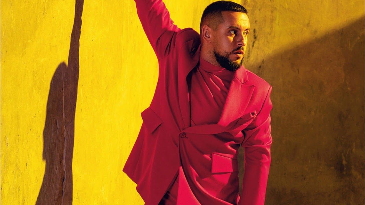 MONATIK здивував відвертим знімком дружини