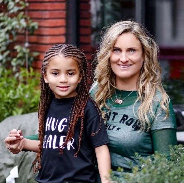 Школи відмовилися від дитини через незвичайну зачіску - фото 382049