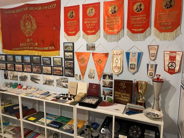 Автобуси ЛАЗ в США: в мережі показали вражаючу колекцію - фото 382070