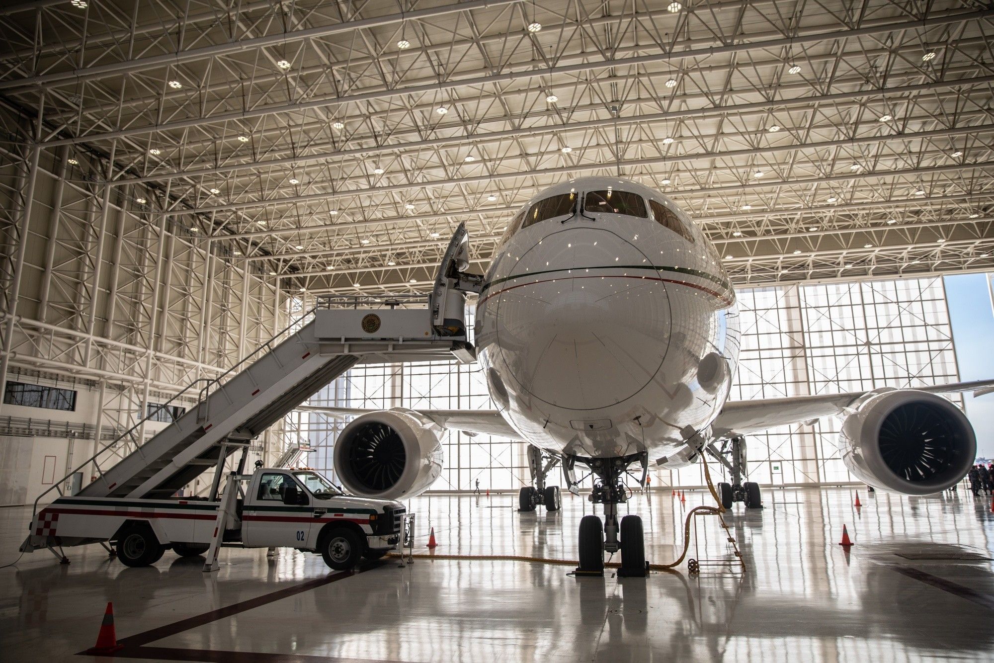 Кожен охочий може виграти президентський літак - фото 1