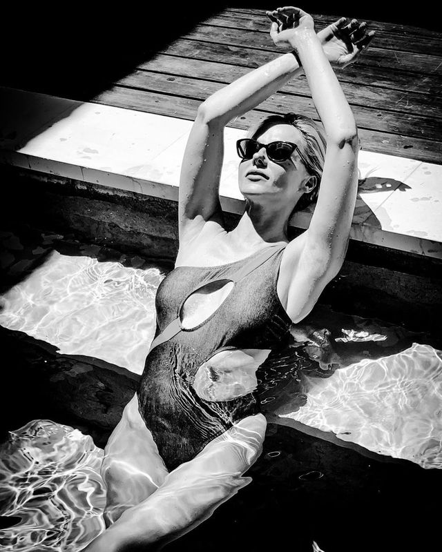 39-річна Даша Трегубова спокушає ідеальним тілом - фото 382206