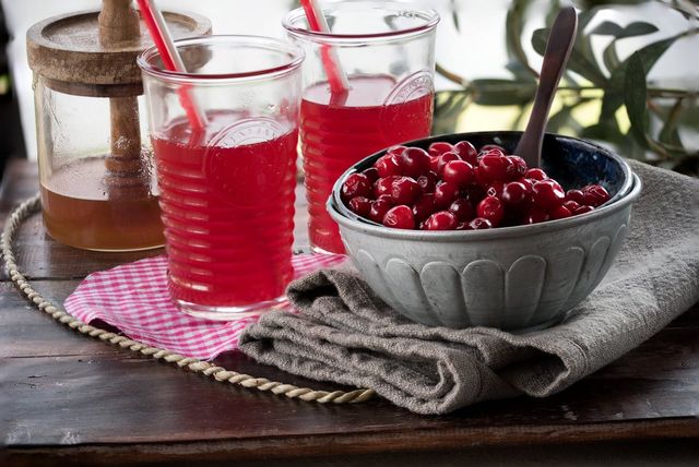 Названі корисні напої, які бадьорять краще за кофеїн - фото 382257