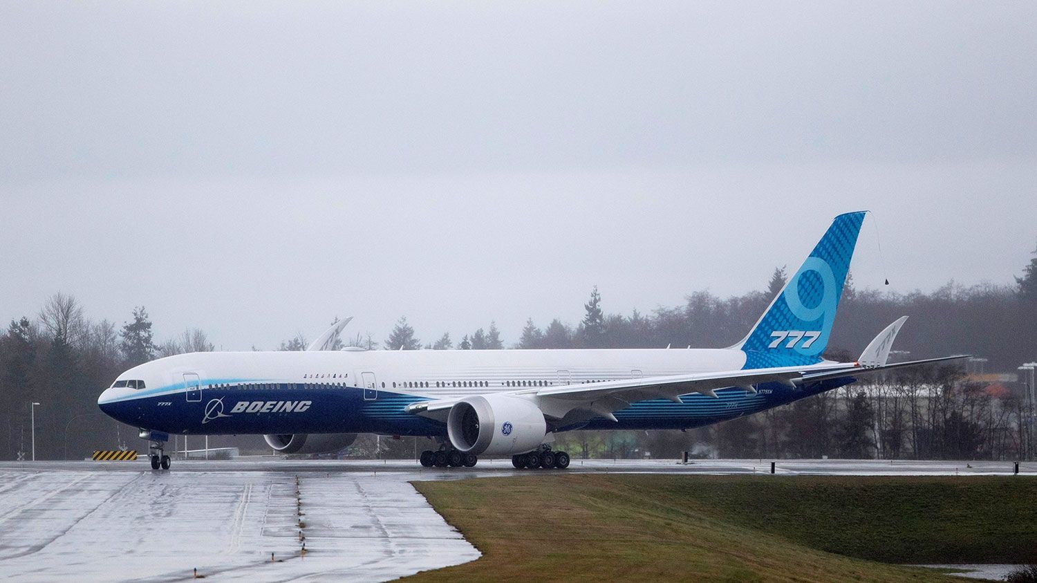 Boeing 777X виконав перший випробувальний політ: відео