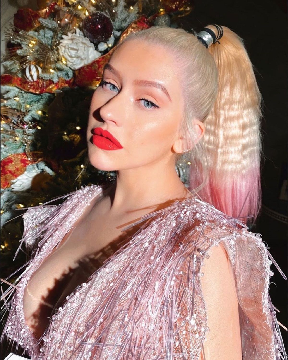 Агілера роздяглась в Instagram - фото 1