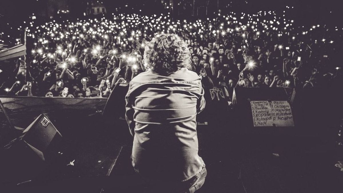 Слухай концерт легендарного Кузьми Скрябіна на Радіо МАКСИМУМ - фото 1