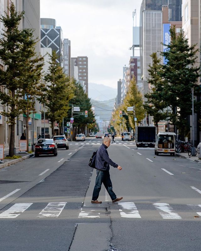 Вуличні фото Японії, які змушують затримати погляд - фото 382501