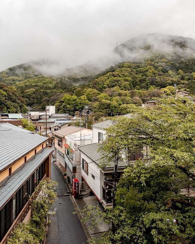 Вуличні фото Японії, які змушують затримати погляд - фото 382509
