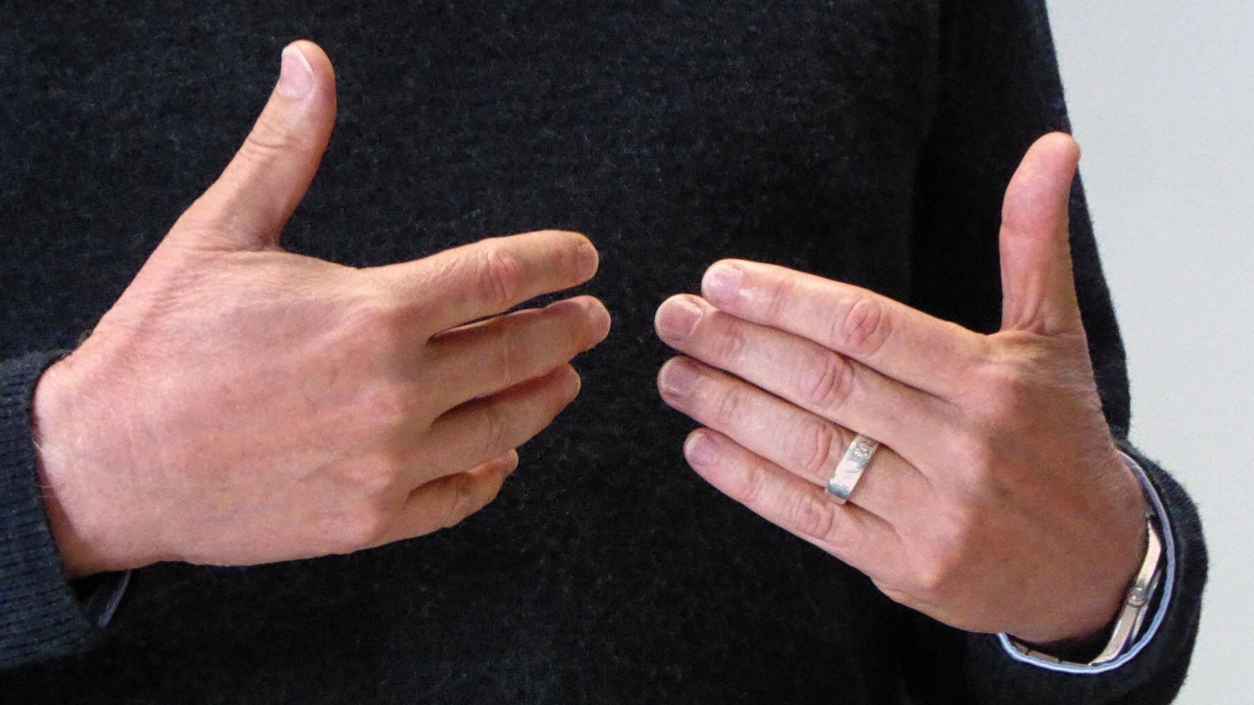 Три міфи про мову тіла, у які варто перестати вірити