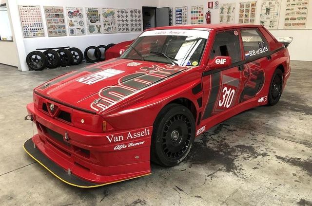 Рідкісну 400-сильну Alfa Romeo виставили на торги - фото 382930