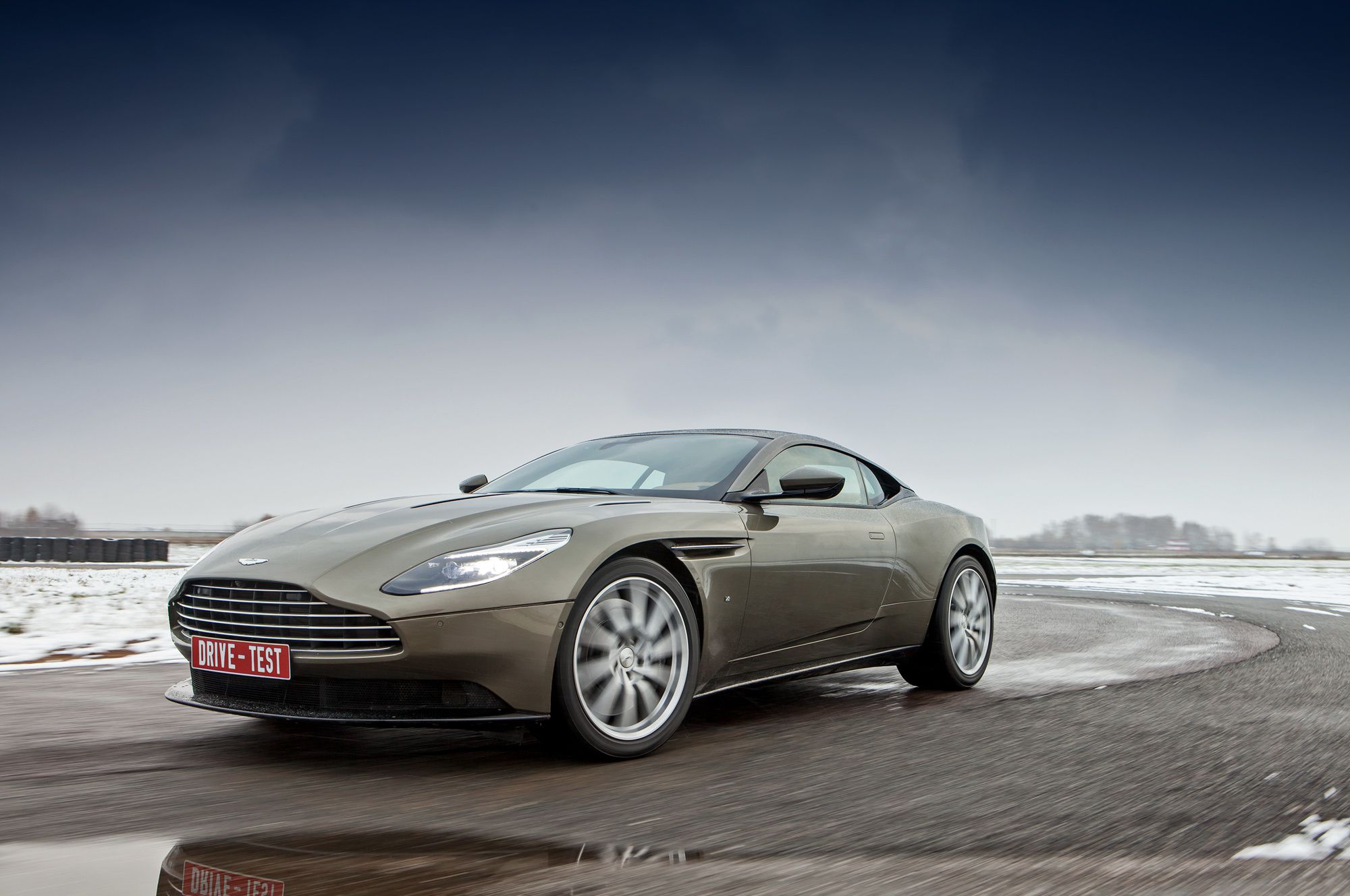 Власник команди Формули-1 стане одним з найбільших акціонерів Aston Martin