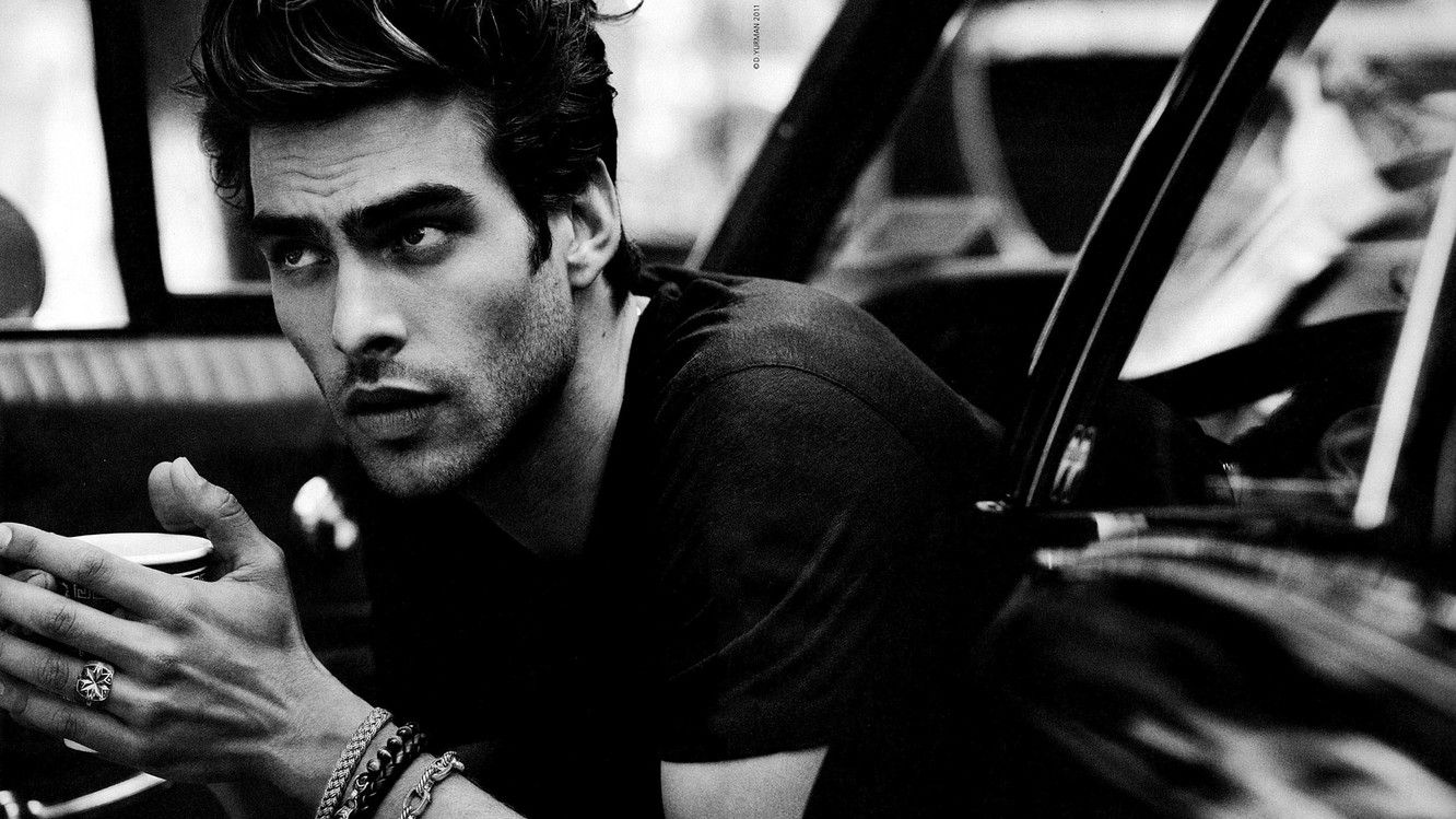 Як виглядають звичайні іспанські хлопці в Tinder