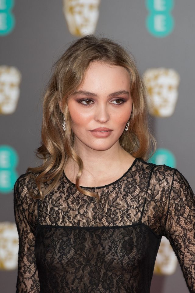 Дочка Деппа з'явилася на публіці без білизни під прозорим нарядом: відверті фото (18+) - фото 383754