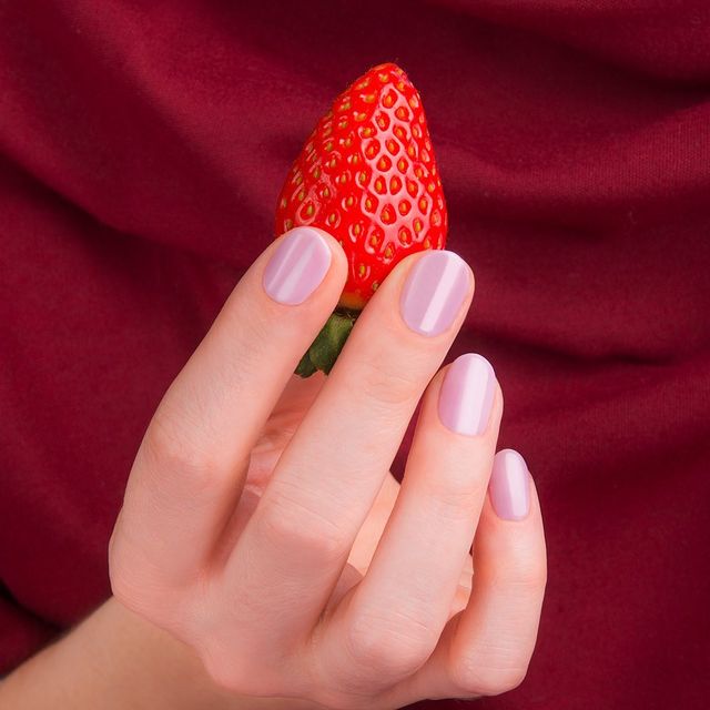 Манікюр на День Валентина 2020: модні нігті на свято закоханих у фото - фото 383836