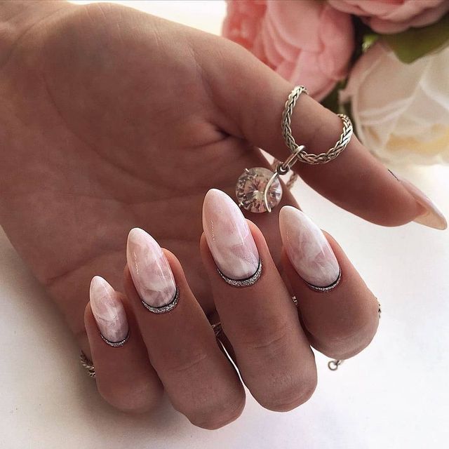 Манікюр на День Валентина 2020: модні нігті на свято закоханих у фото - фото 383840