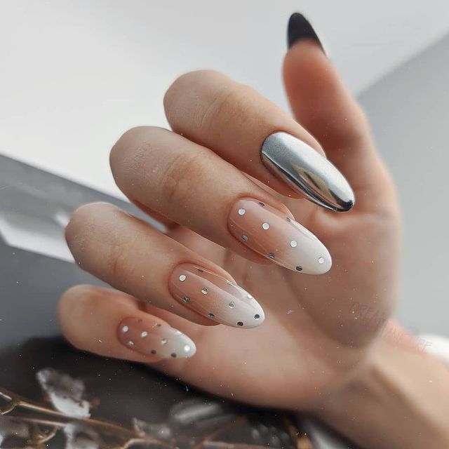 Манікюр на День Валентина 2020: модні нігті на свято закоханих у фото - фото 383848