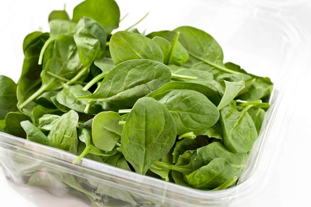 Названі найкорисніші види зелені і овочів - фото 383891