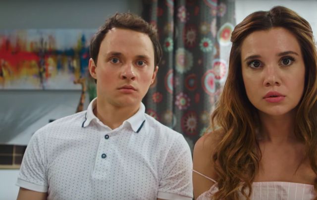 Маша і Макс дивляться пологи - фото 383913