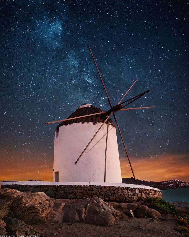 Як виглядає життя у Греції: яскраві вуличні фото - фото 383979