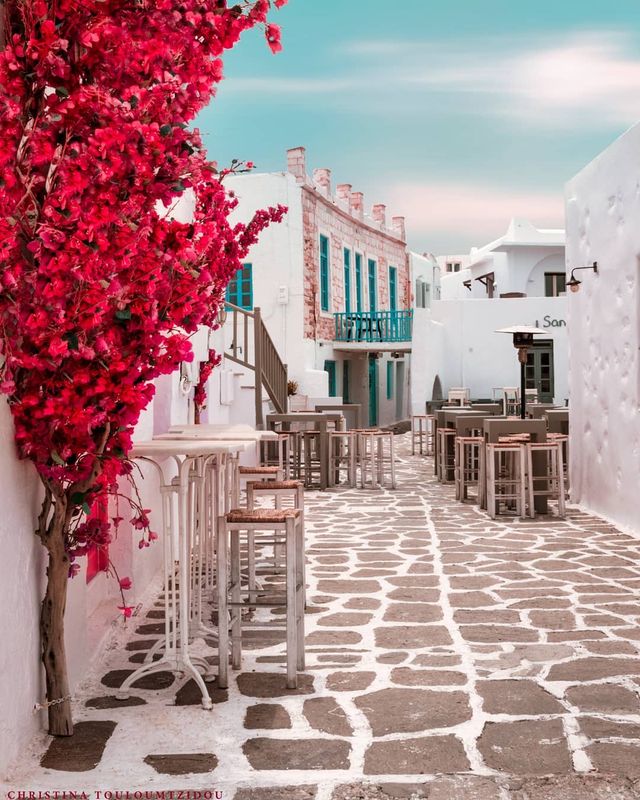 Як виглядає життя у Греції: яскраві вуличні фото - фото 383992