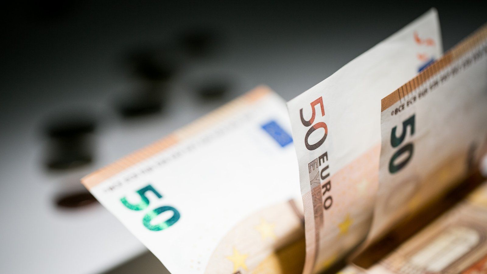 Мінімальна зарплата - фото 1