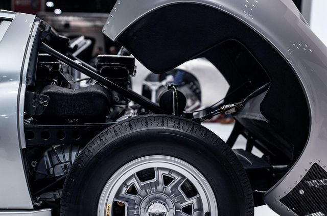 Lamborghini відреставрувала рідкісну Miura SVJ - фото 384485