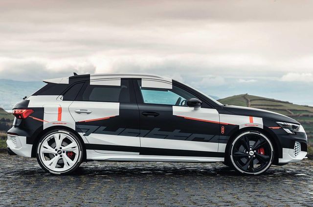 У мережі з'явилися офіційні фото нового Audi S3 Sportback - фото 384529