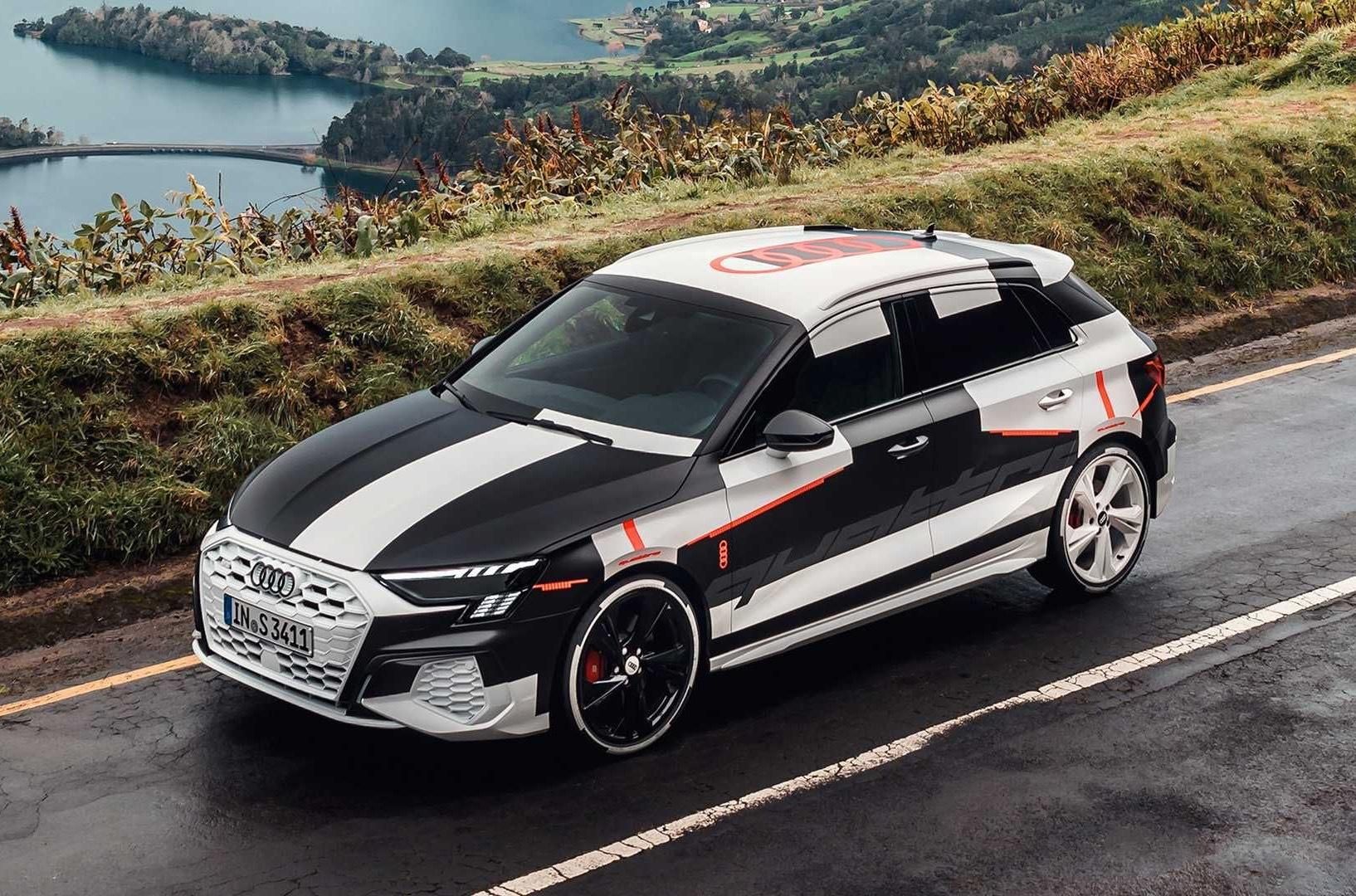 У мережі з'явилися офіційні фото нового Audi S3 Sportback